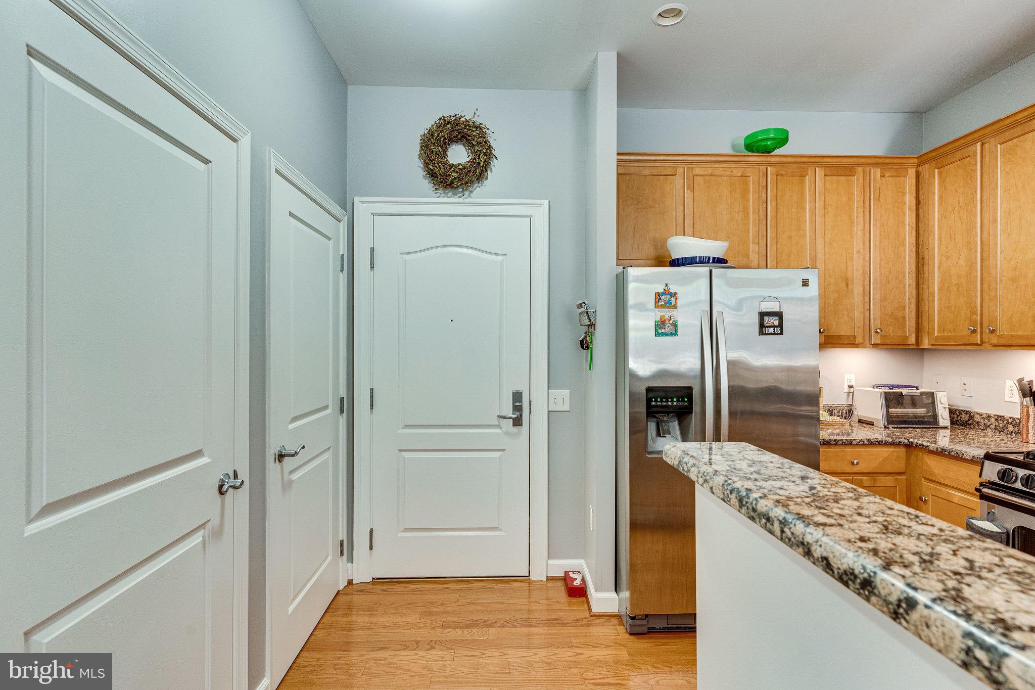 1000 N Randolph St #105