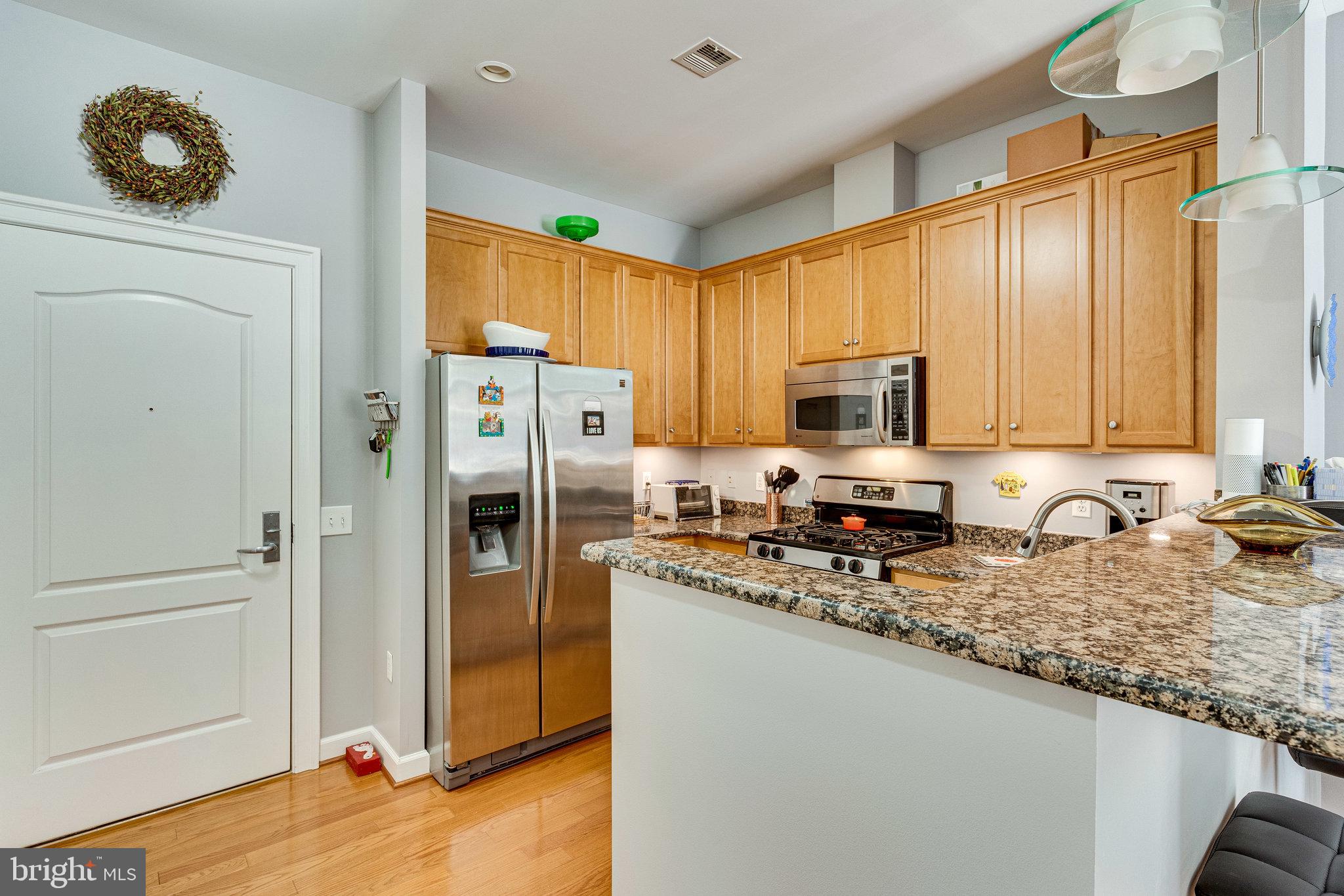 1000 N Randolph St #105