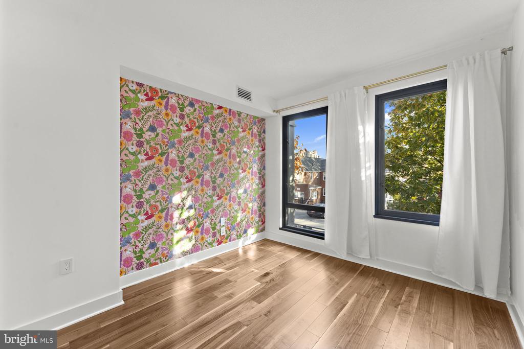 1536 N SCOTT STREET TH-10