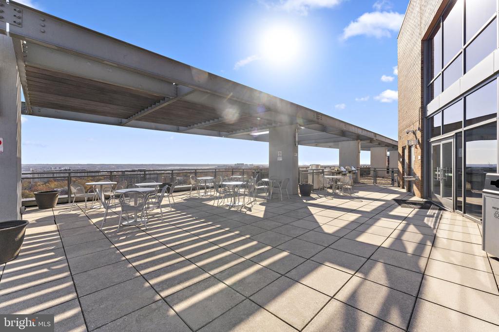1536 N SCOTT STREET TH-10