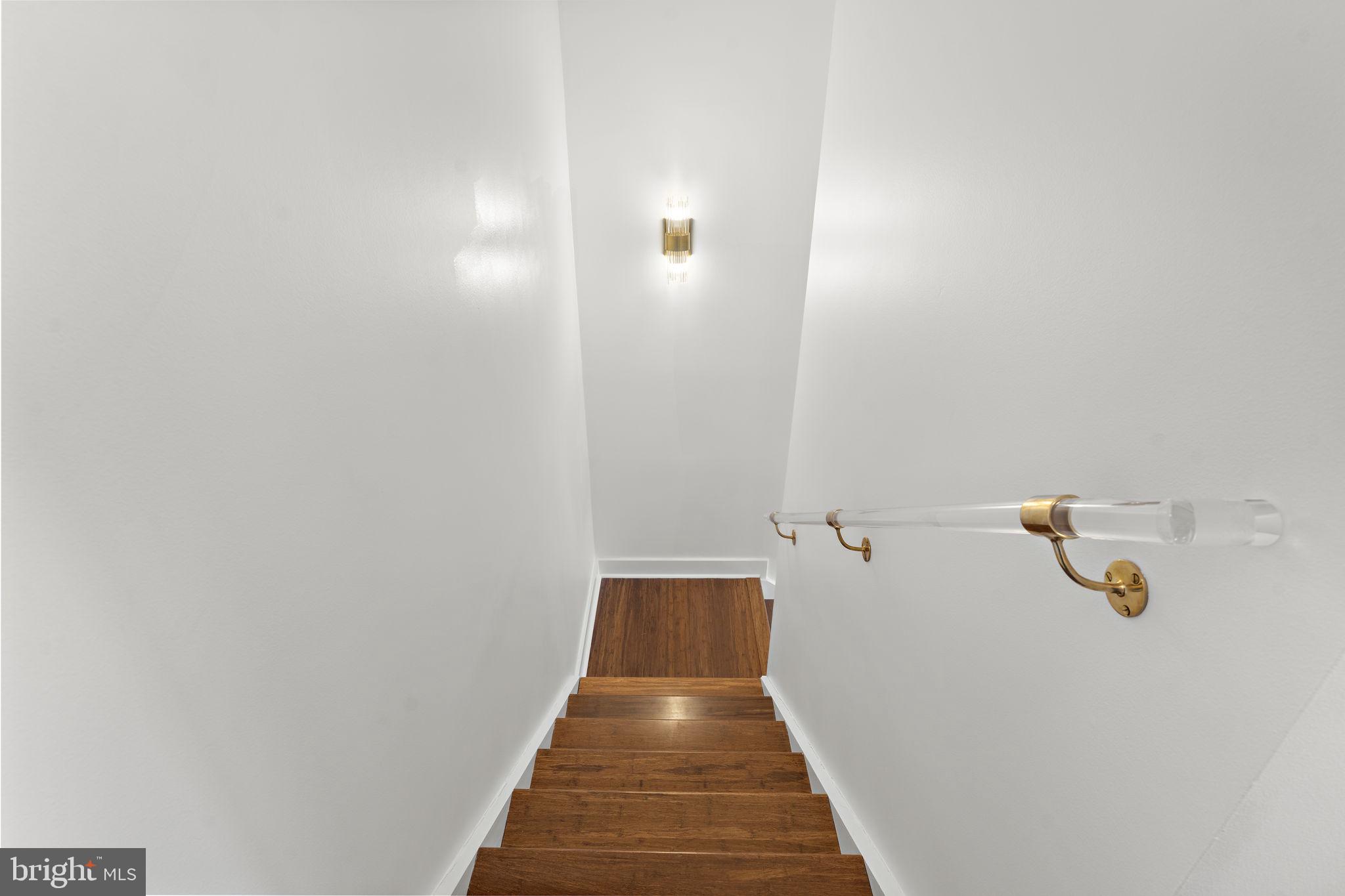 1536 N SCOTT STREET TH-10