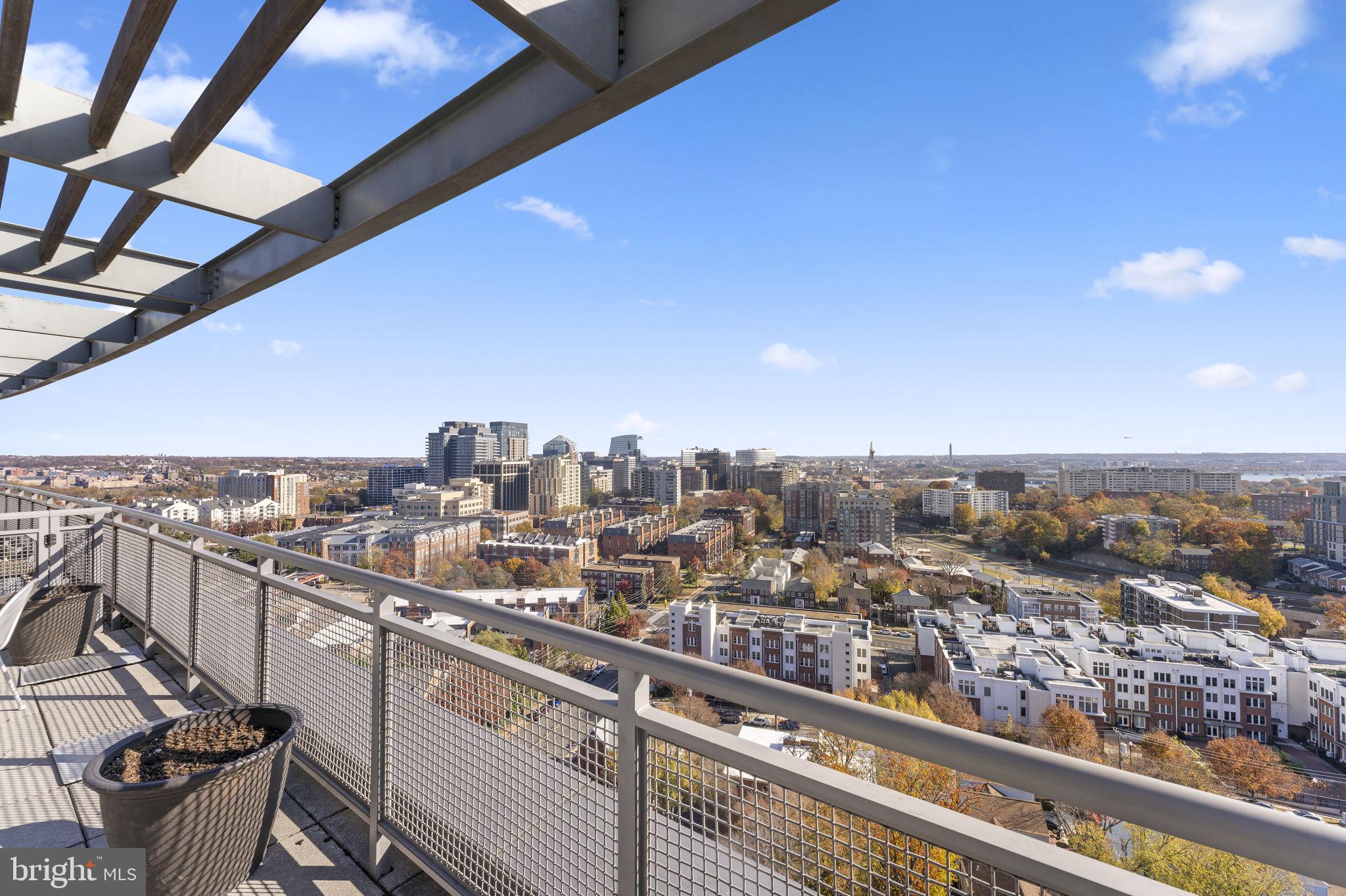 1536 N SCOTT STREET TH-10