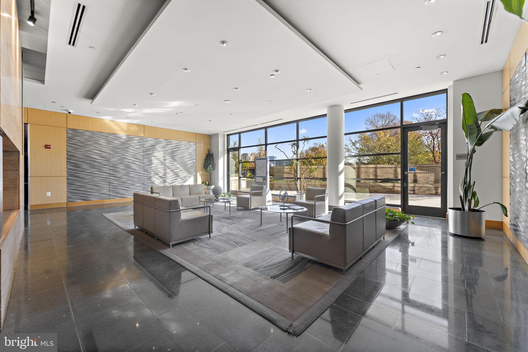 1536 N SCOTT STREET TH-10