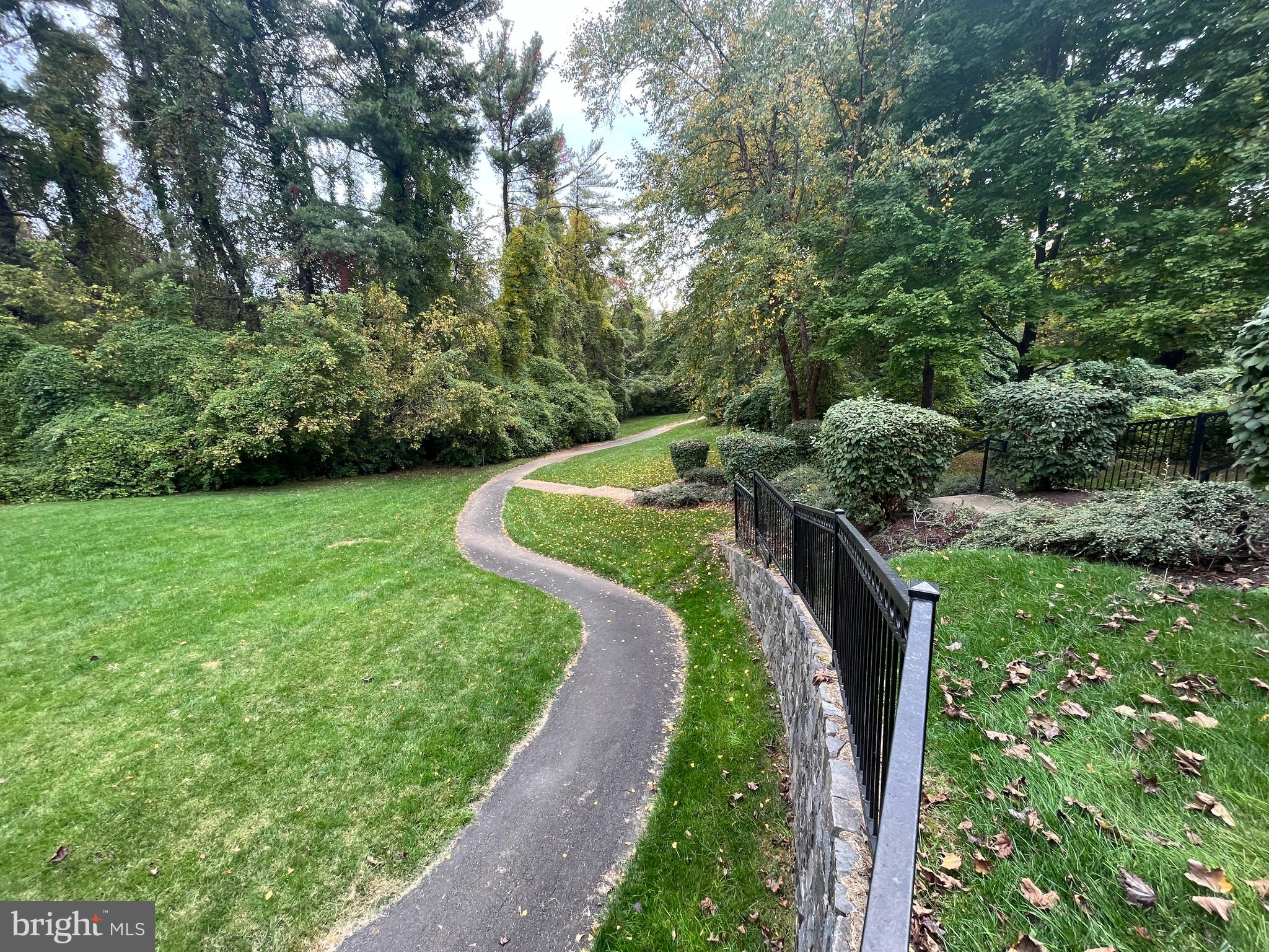 1530 Spring Gate #9209