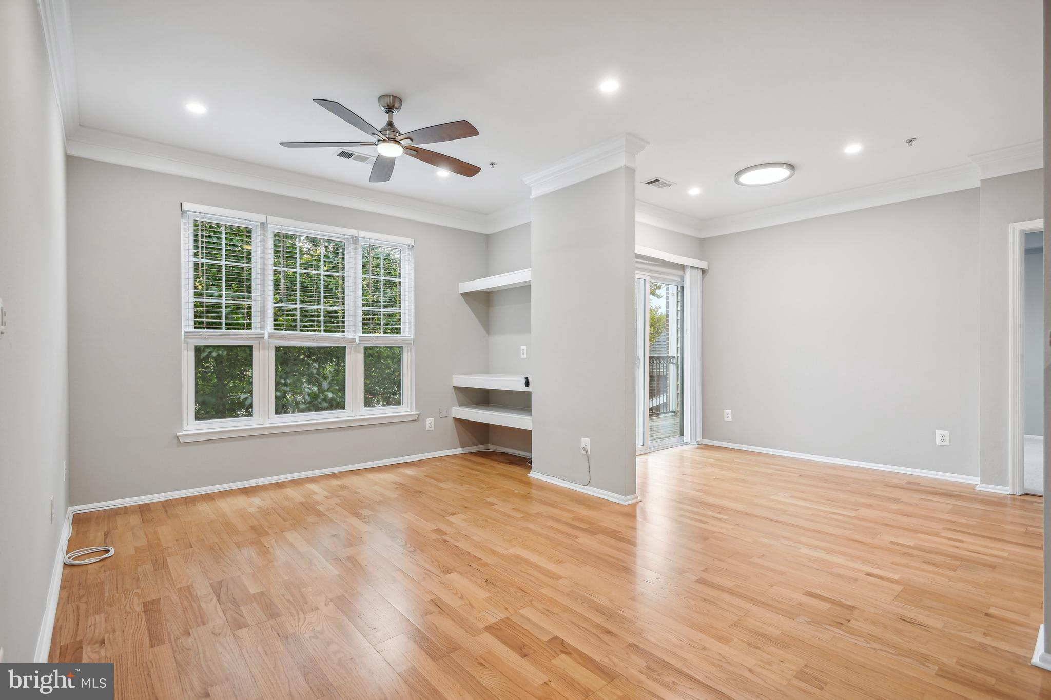 1530 Spring Gate #9209