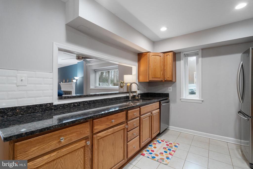 3829 Persimmon Cir