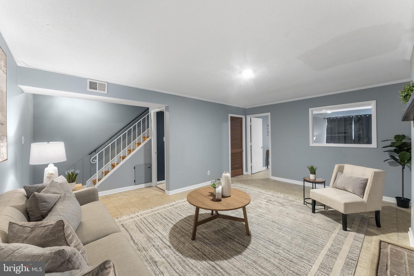 14710 Bentley Sq