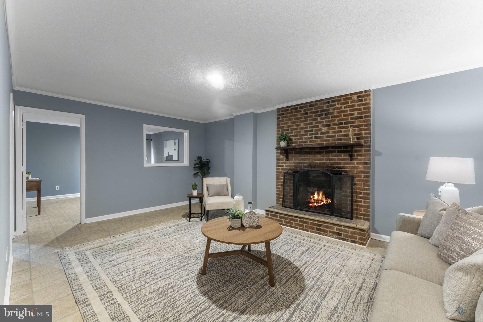 14710 Bentley Sq