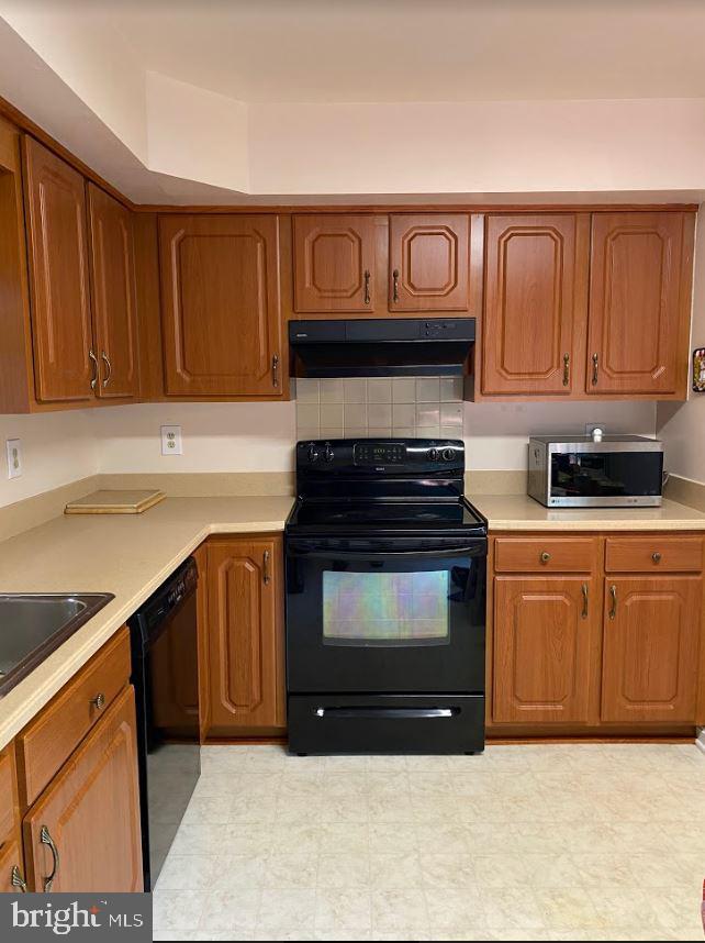 4359 SILAS HUTCHINSON DRIVE