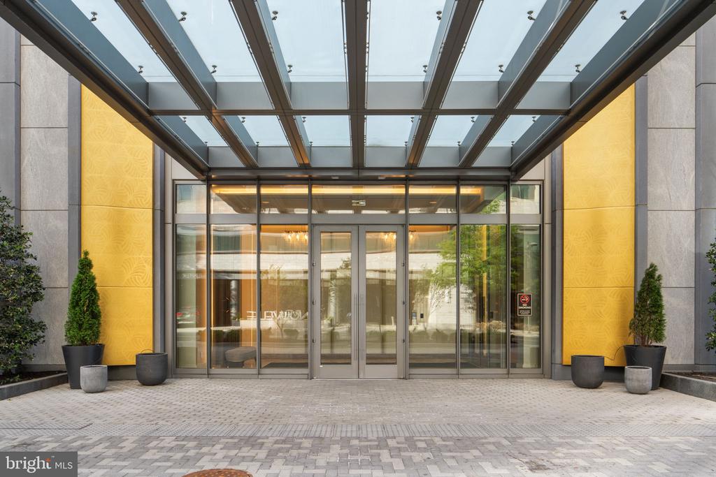7887 JONES BRANCH DRIVE Unit: 1503