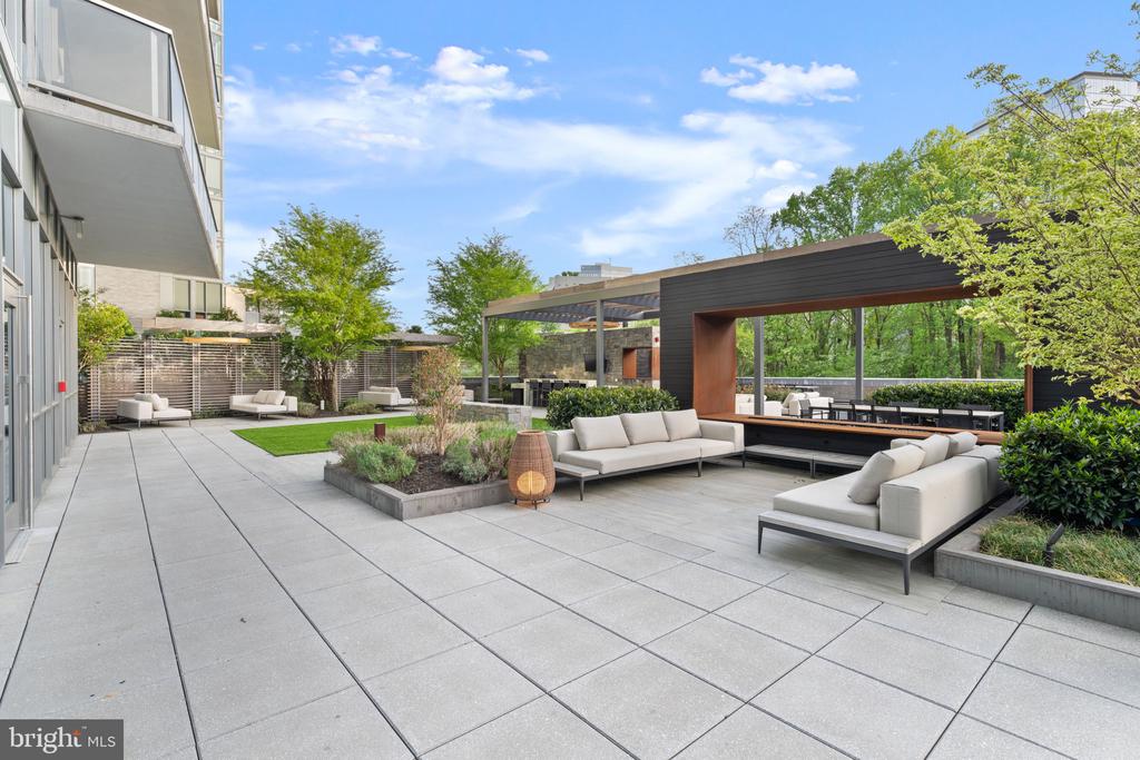 7887 JONES BRANCH DRIVE Unit: 1503