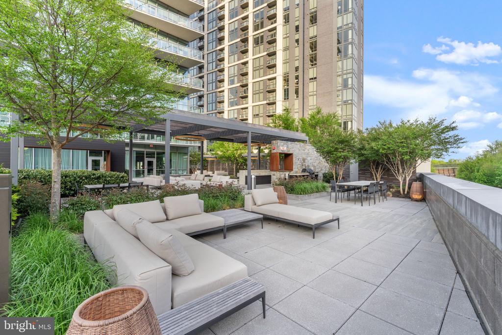 7887 JONES BRANCH DRIVE Unit: 1503