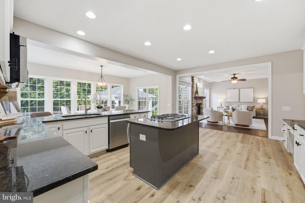 43909 CHURCHILL GLEN DRIVE