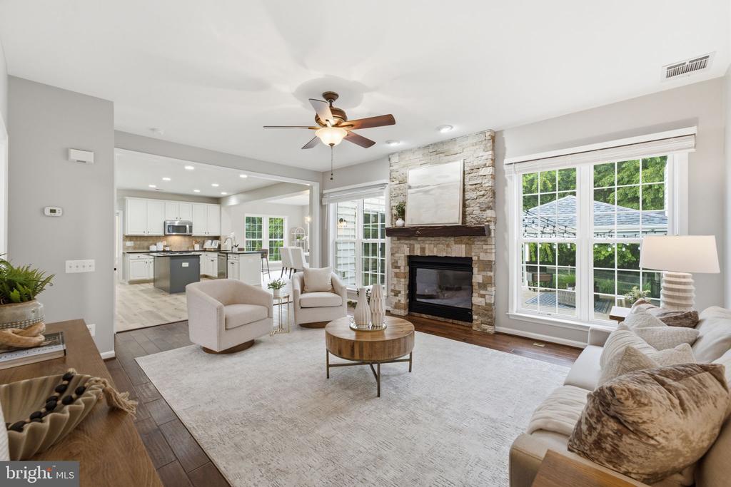 43909 CHURCHILL GLEN DRIVE