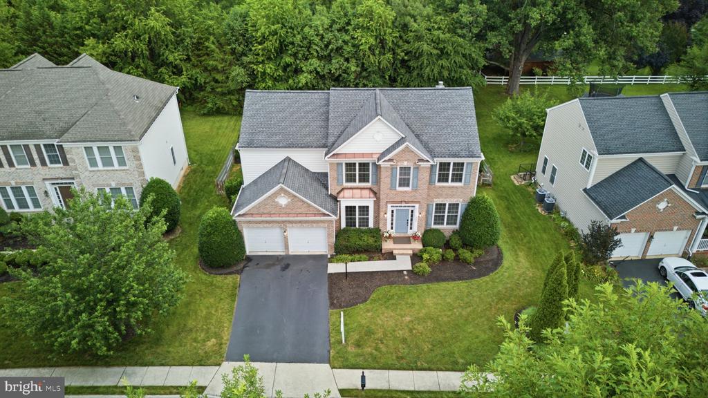 43909 CHURCHILL GLEN DRIVE