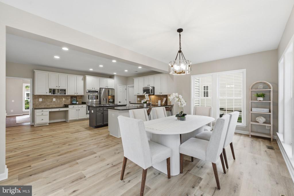 43909 CHURCHILL GLEN DRIVE
