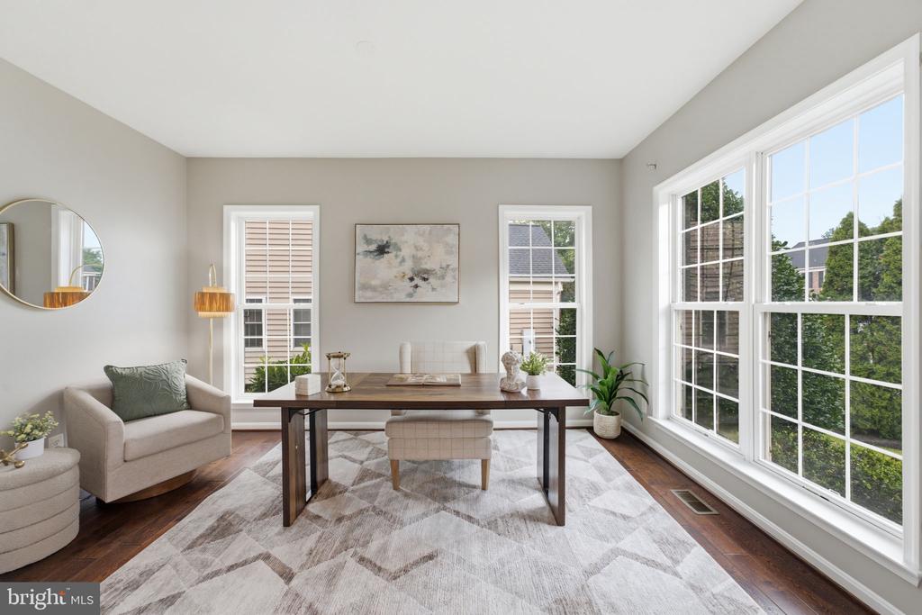 43909 CHURCHILL GLEN DRIVE