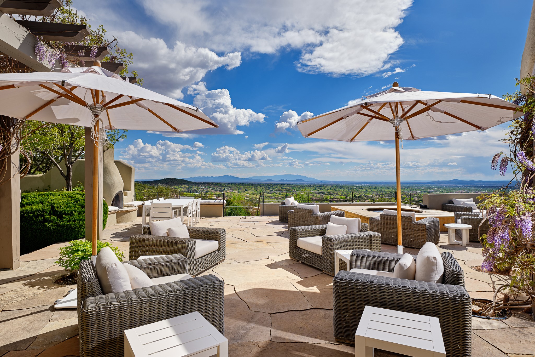 1304 Hummingbird Court