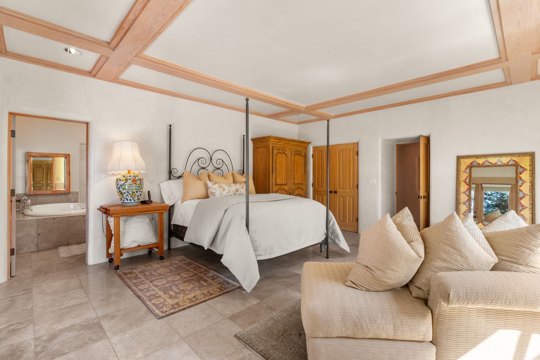 1420 Canada del Sur