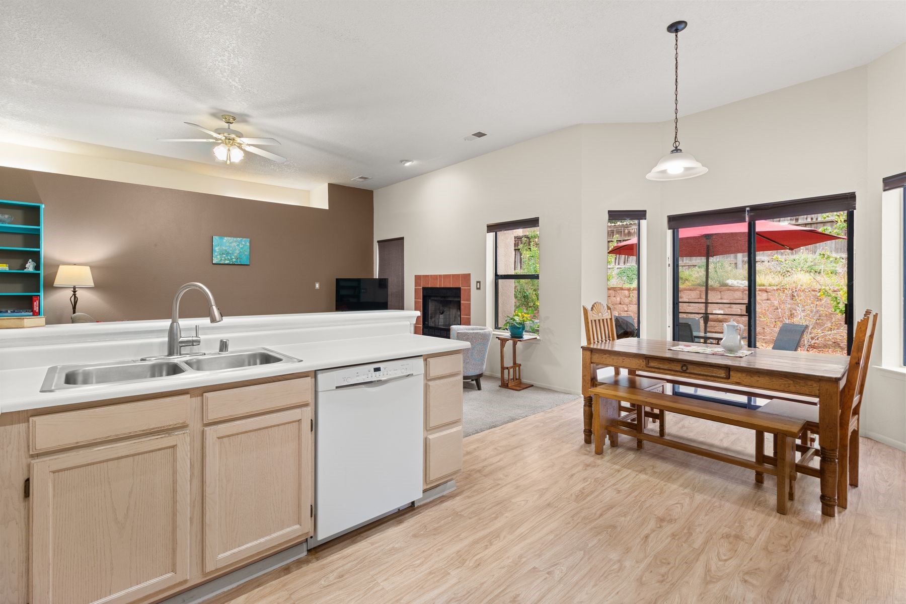 7563 Kachina Loop