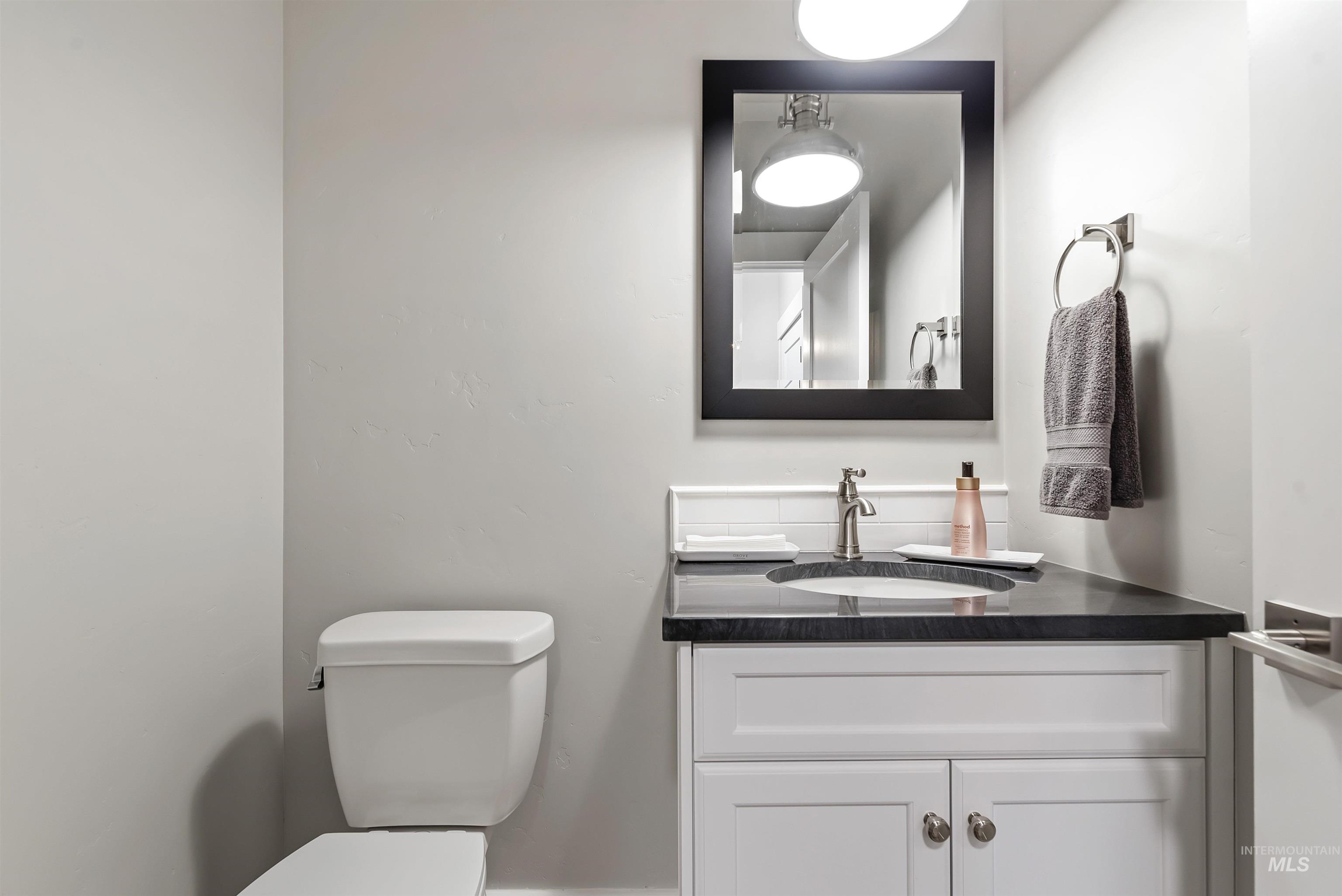 1173 N Racing Water Way