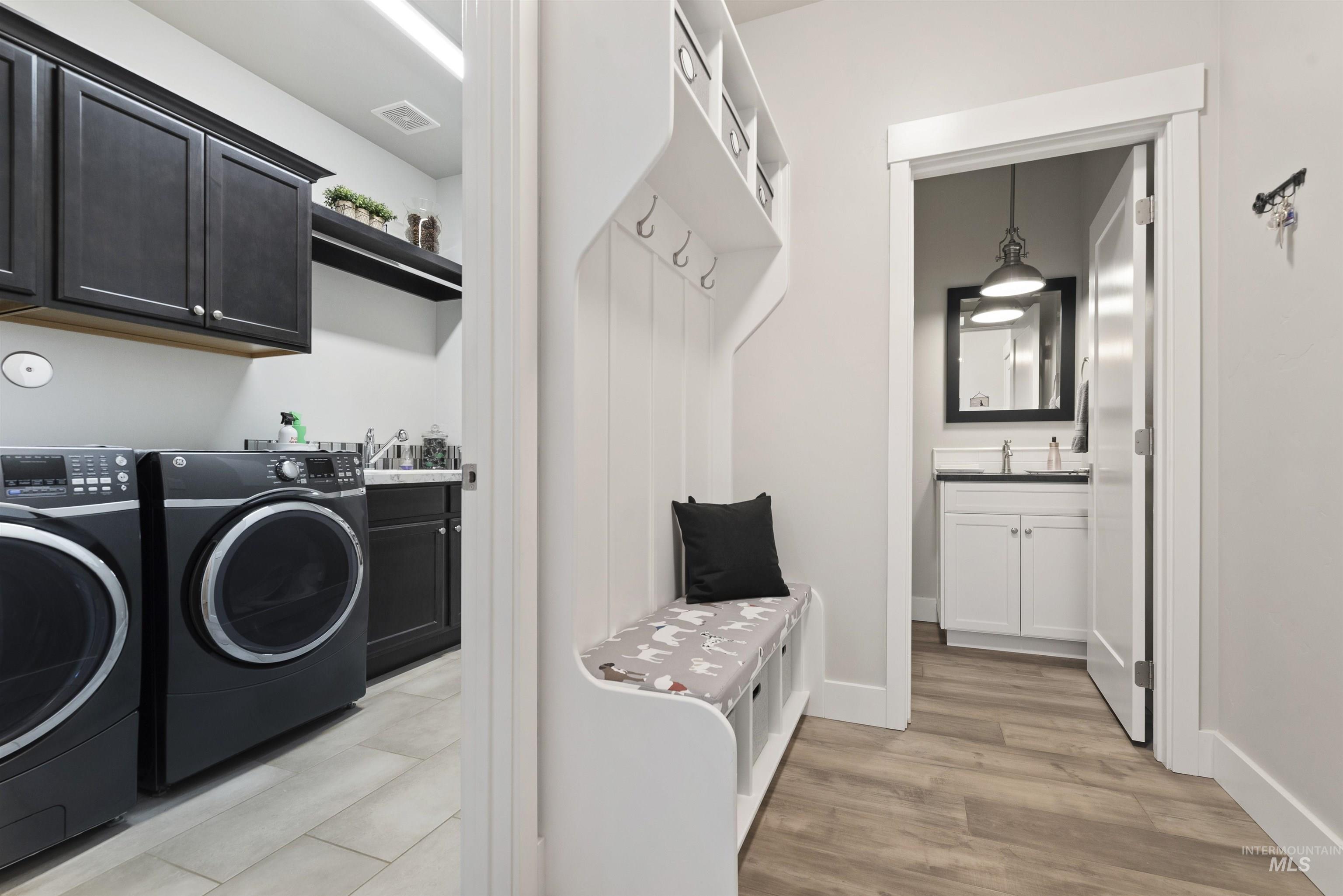 1173 N Racing Water Way