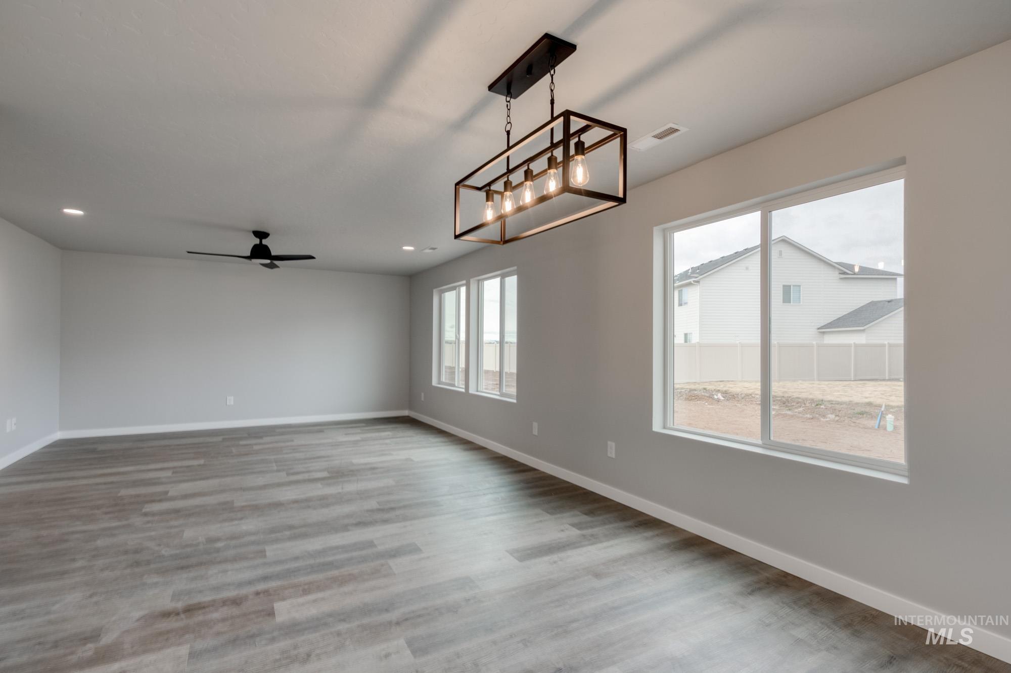 11087 W Trailheights Dr