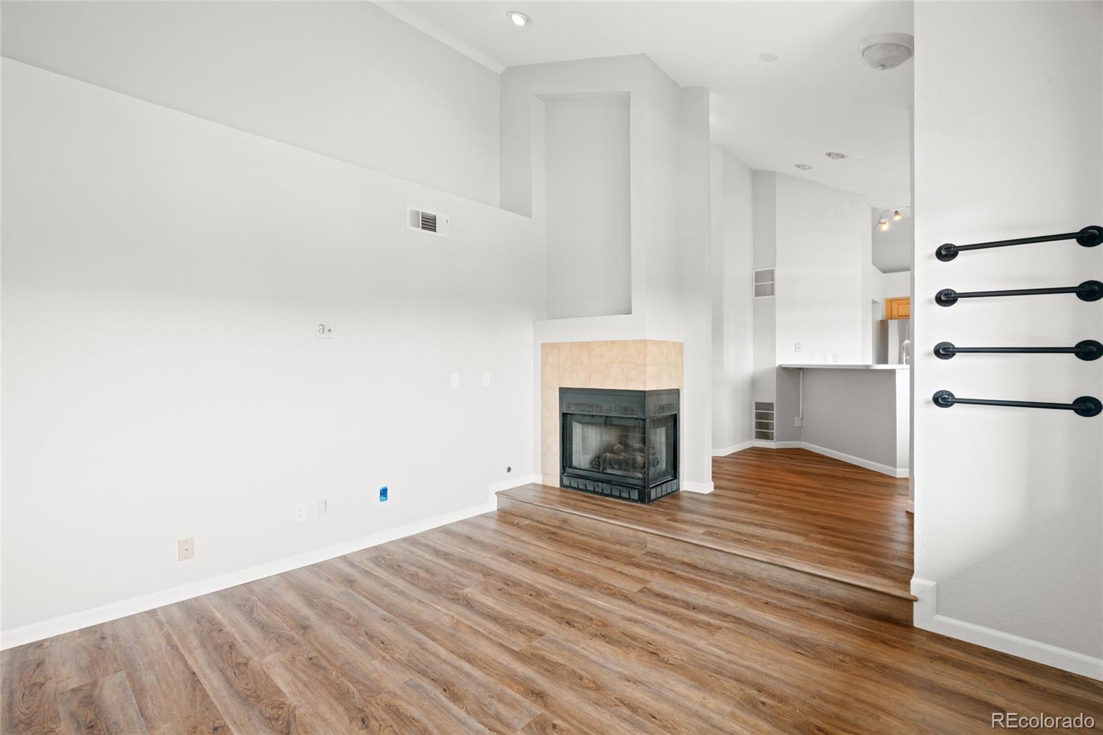 6001 S Yosemite Street Unit: J301
