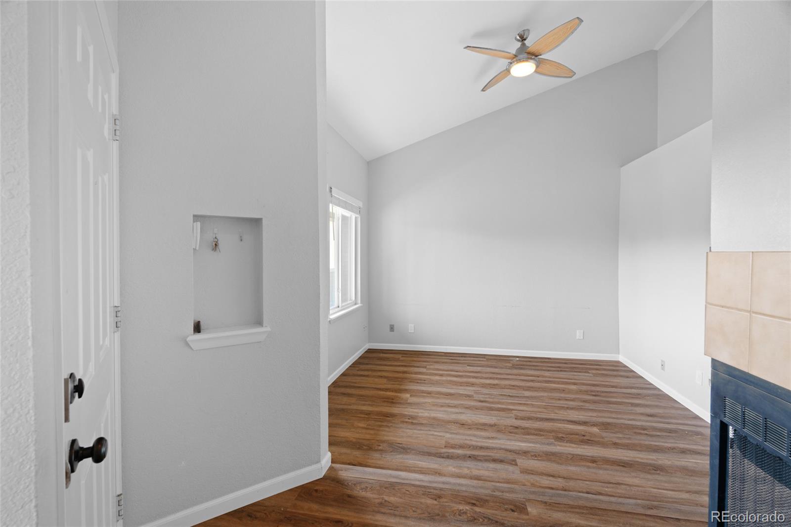 6001 S Yosemite Street Unit: J301