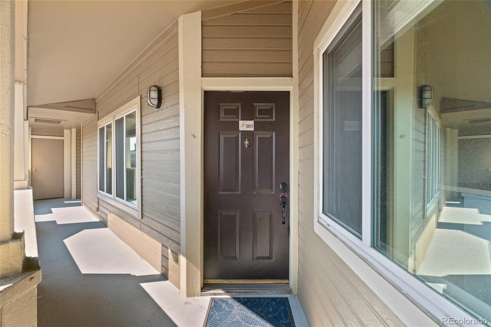 6001 S Yosemite Street Unit: J301