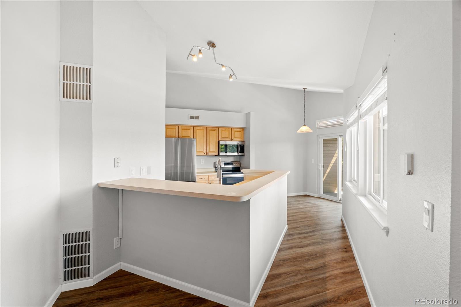 6001 S Yosemite Street Unit: J301