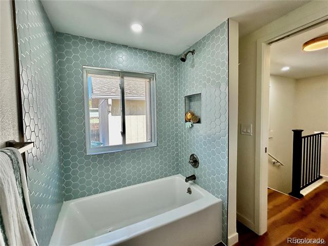 601 W Layton Avenue