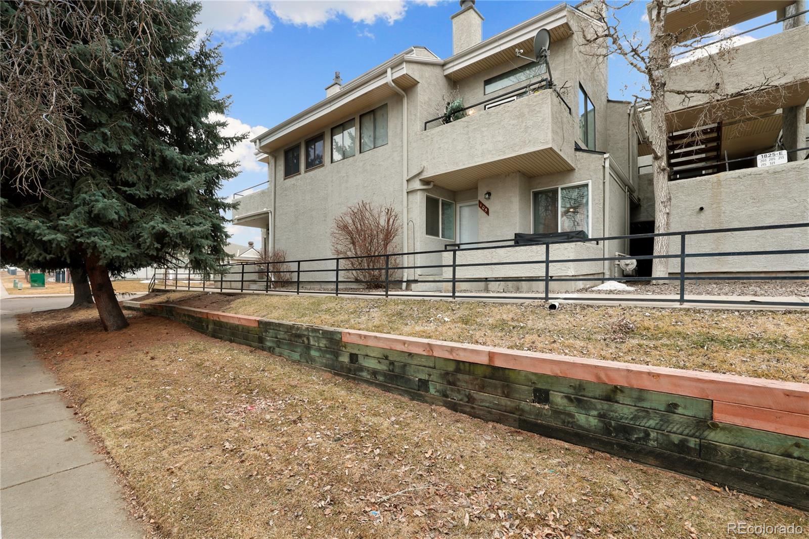 1825 Kendall Street Unit: 105