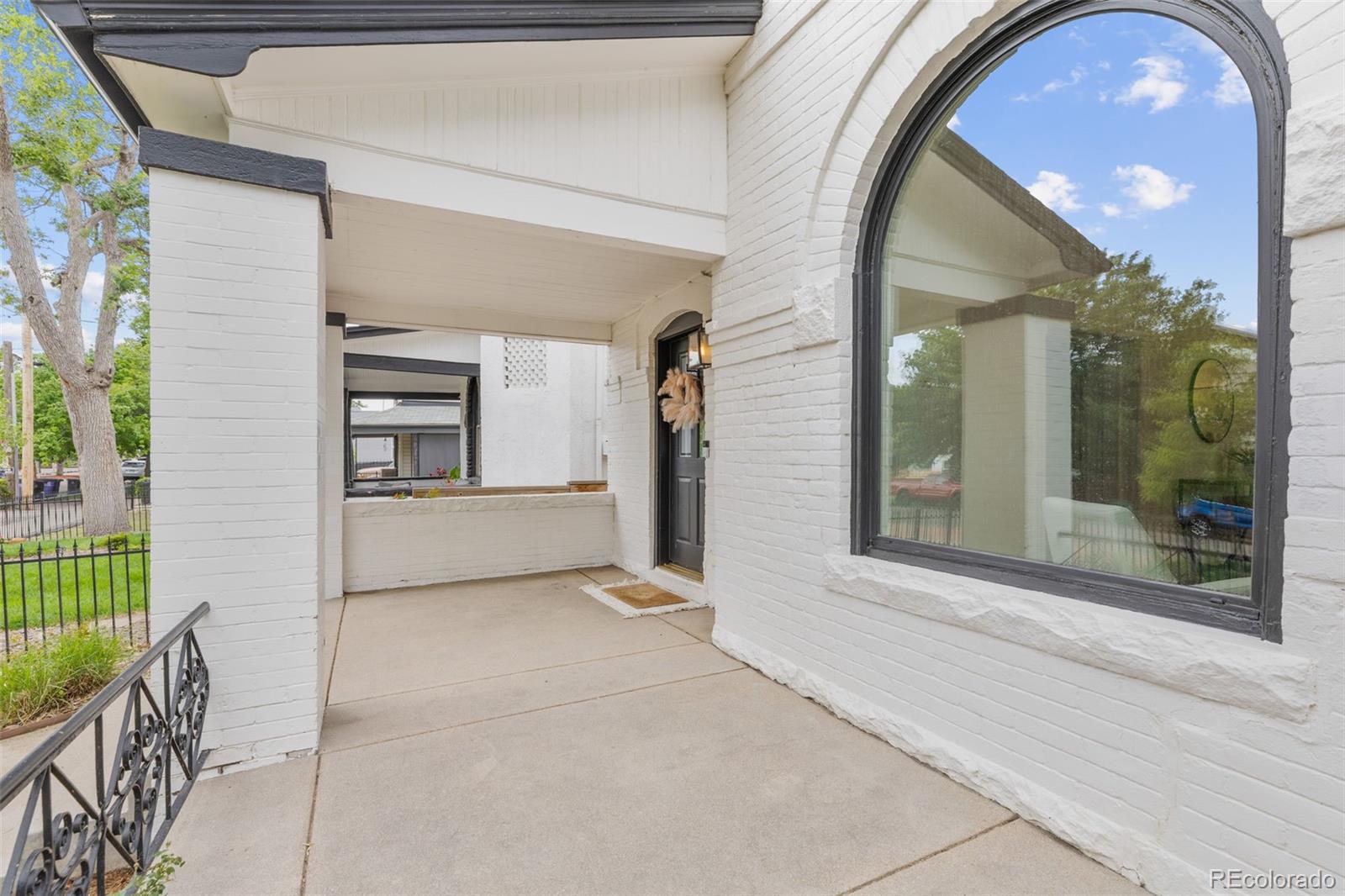 3857 Shoshone Street
