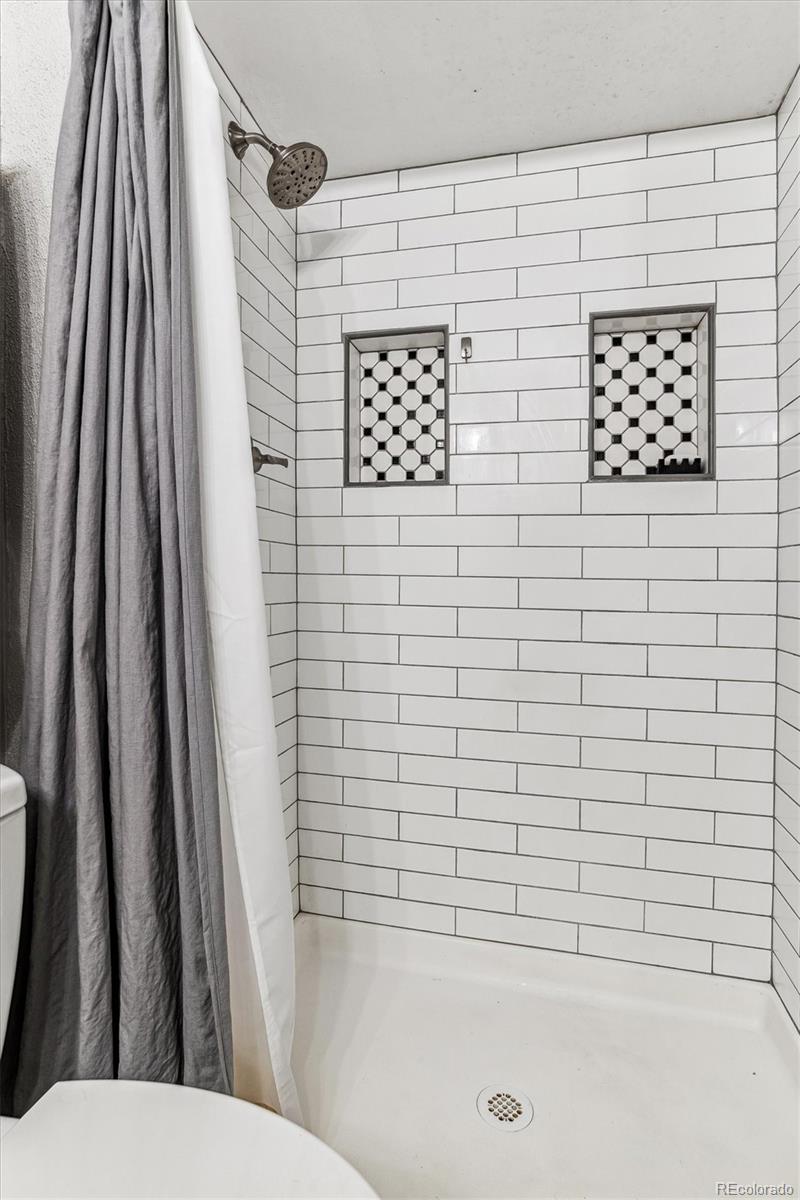 909 N Lafayette Street Unit: 603