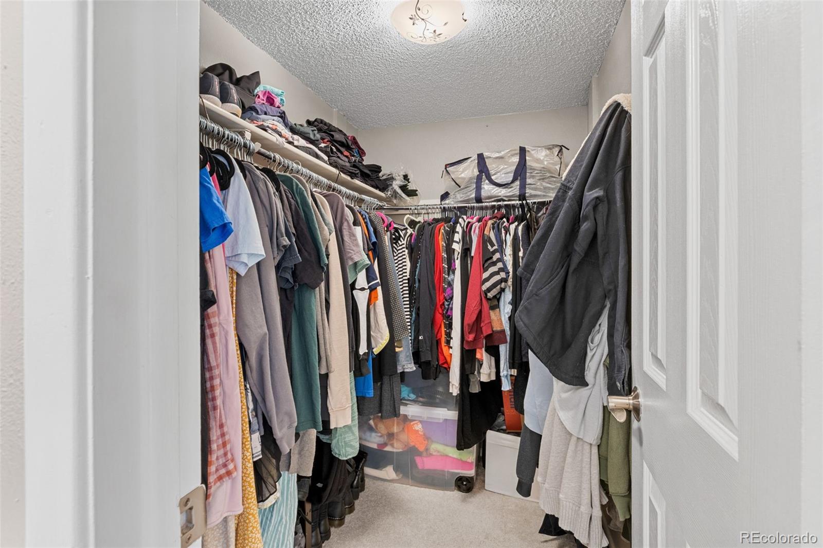 4216 E Maplewood Way