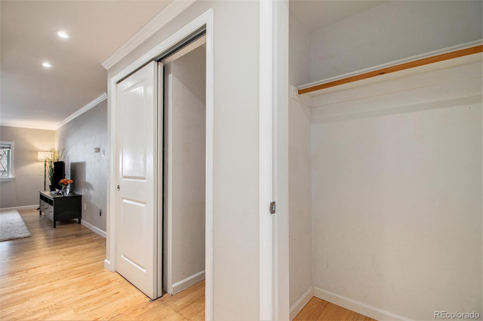 1327 Steele Street Unit: 103