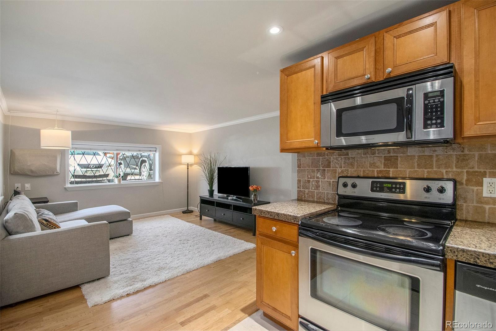 1327 Steele Street Unit: 103