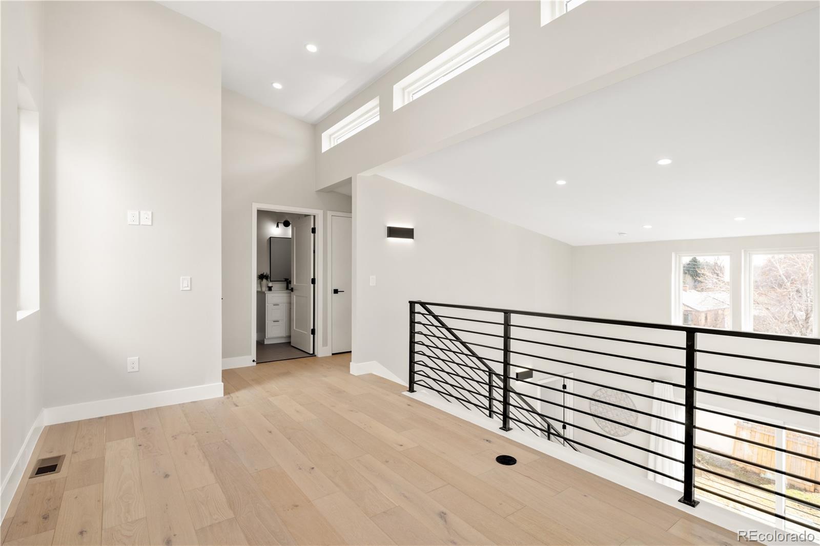 1465 Locust Street