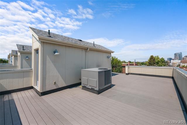 950 W 9th Avenue