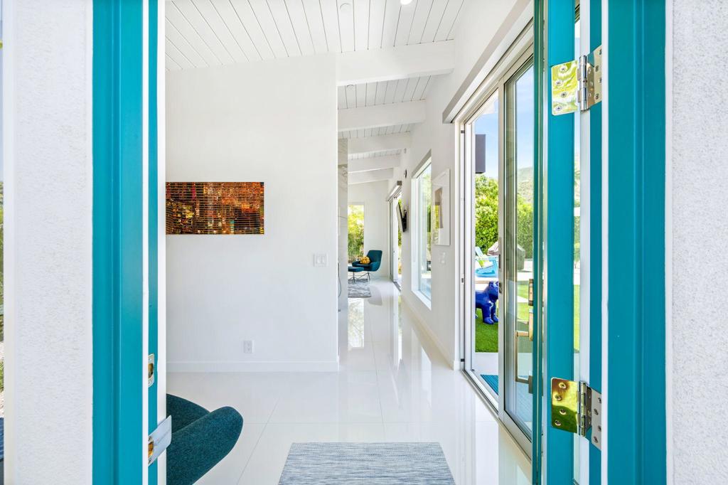 72187 Desert Drive
