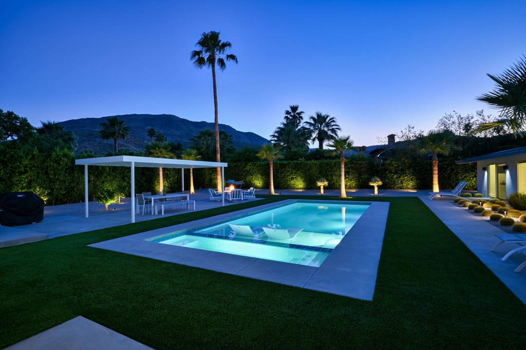 72187 Desert Drive