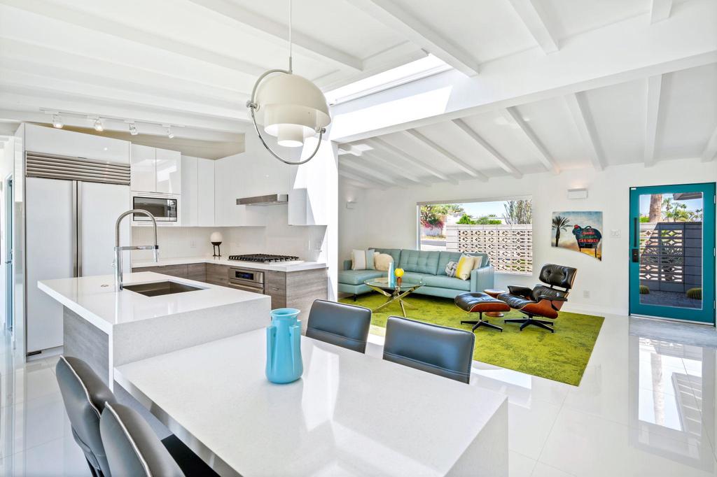 72187 Desert Drive