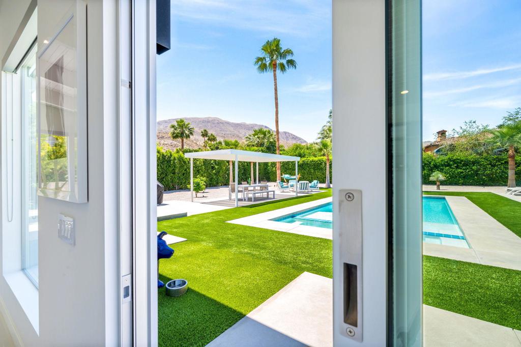 72187 Desert Drive