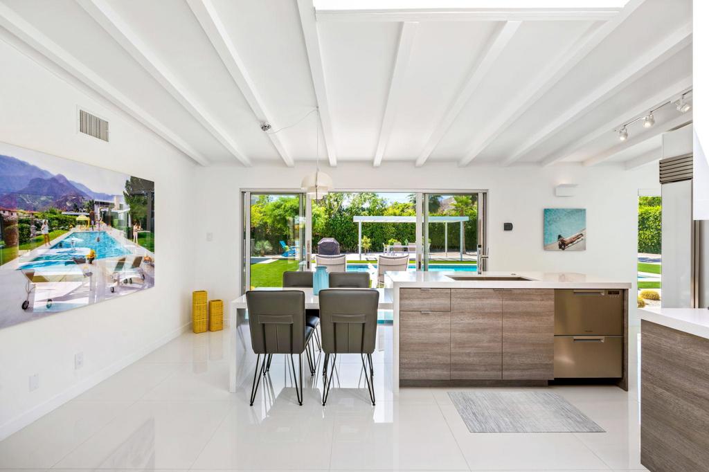 72187 Desert Drive