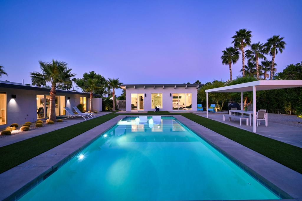 72187 Desert Drive