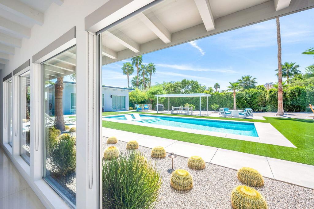 72187 Desert Drive