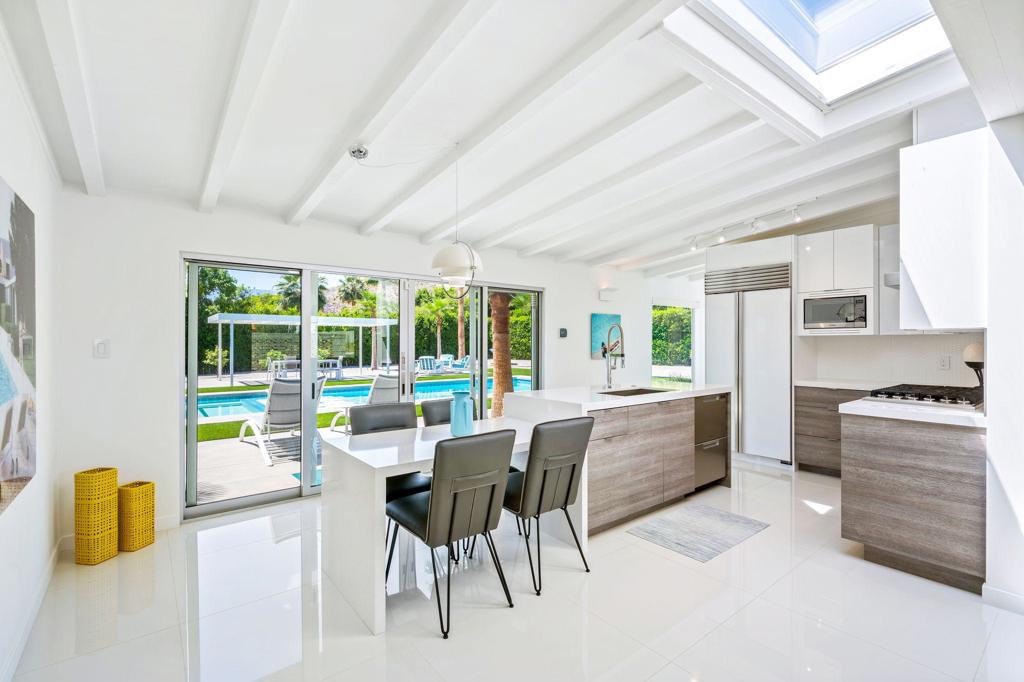 72187 Desert Drive
