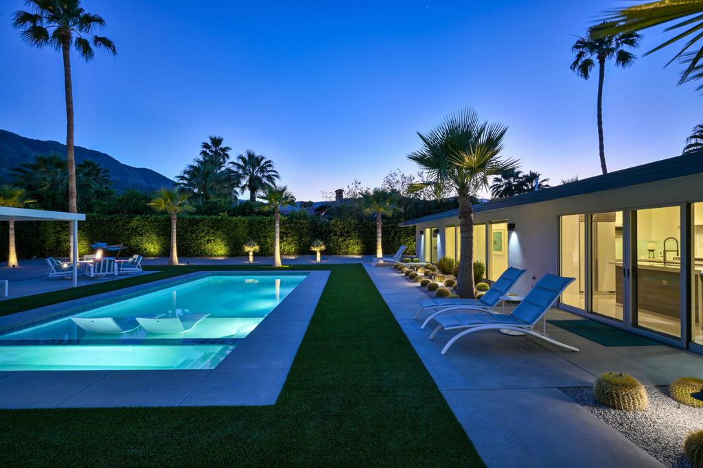72187 Desert Drive