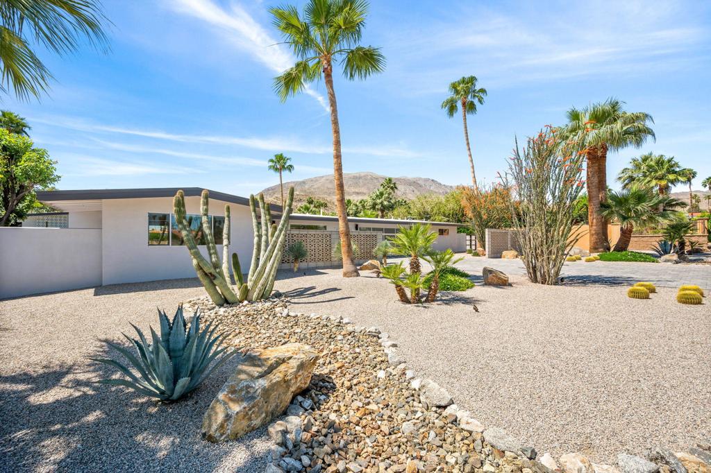 72187 Desert Drive